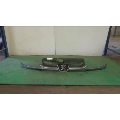 PEUGEOT 7810C5 Emblema de la parrilla del radiador  disponible Lugo