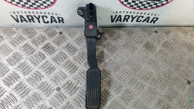 7811002020 TOYOTA Pedal del acelerador  disponible Alicante