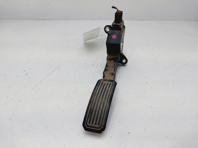 Potenciómetro pedal acelerador Toyota Auris  desde 49,37 €