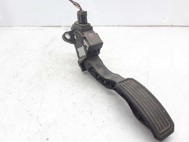7811002020 Pedal del acelerador  en stock Granada