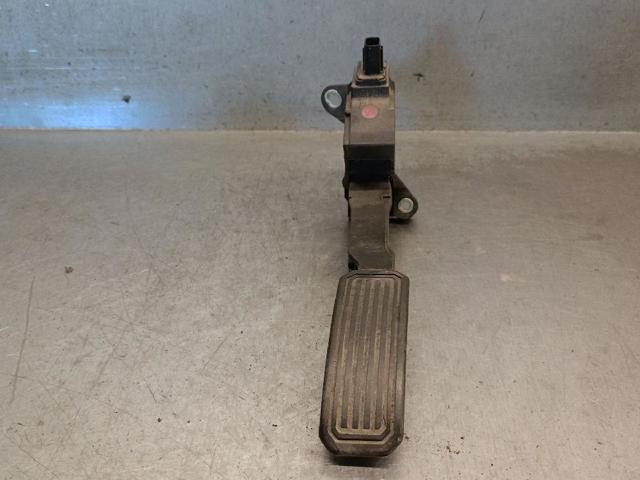 7811002021 TOYOTA Pedal del acelerador comprar Madrid