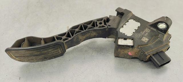 Pedal de aceleracion Toyota Corolla (2006-2014)