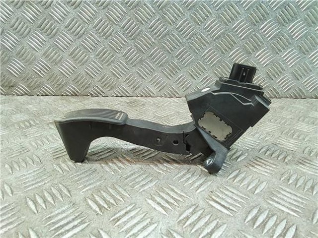 7811002120 Pedal del acelerador  disponible Málaga