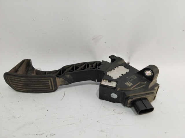 Potenciómetro pedal Corolla  sedán (2013-2021) original desde 50,82 €