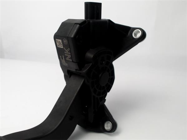 7811002210 Pedal del acelerador  en stock Granada