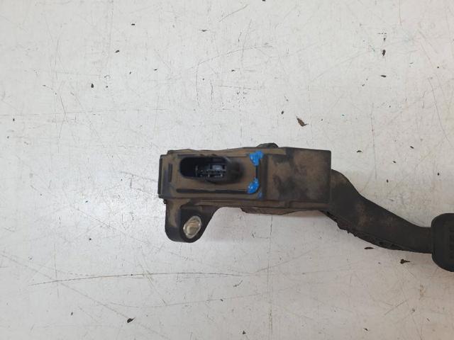 781100D010 Pedal del acelerador  en stock Sabadell