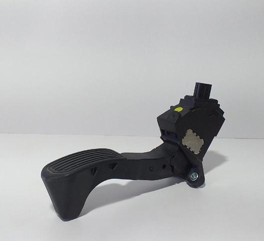 781100W040 Toyota