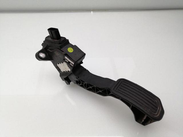 781100W040 Pedal del acelerador  comprar en Reus