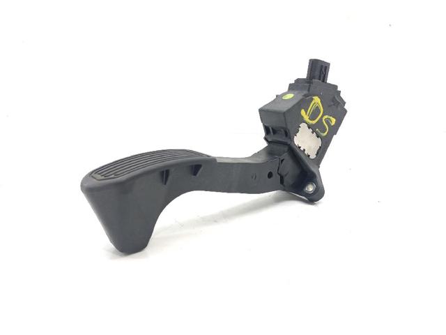 781100W040 Pedal del acelerador  comprar en Reus