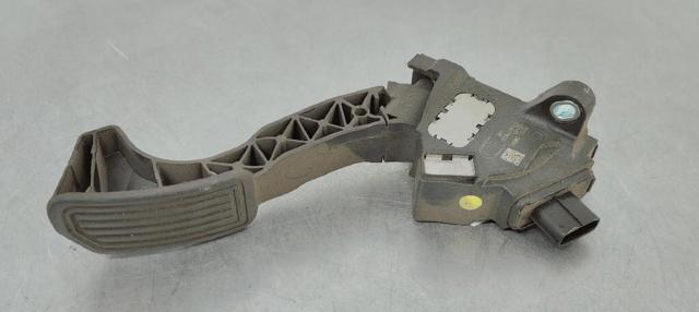 TOYOTA 781100W040 Pedal del acelerador  comprar en Murcia