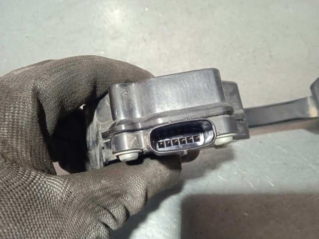 7811012010 Toyota