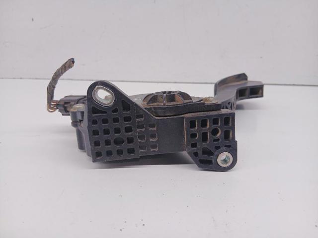 7811042010 TOYOTA Pedal del acelerador  comprar en Jaén