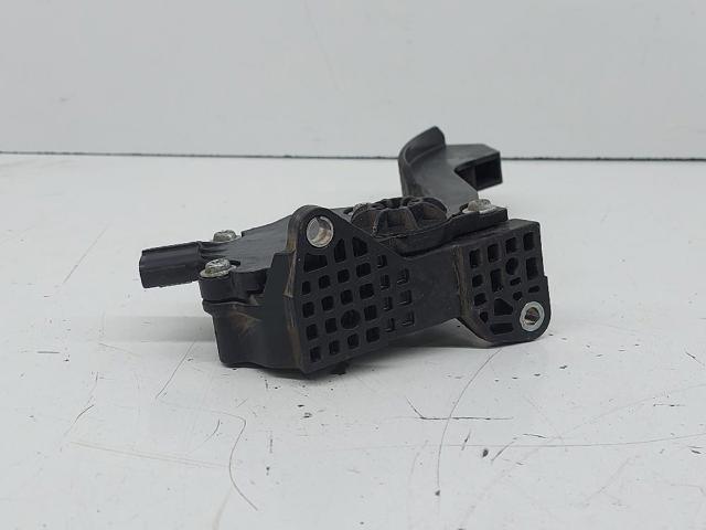 7811042010 Toyota