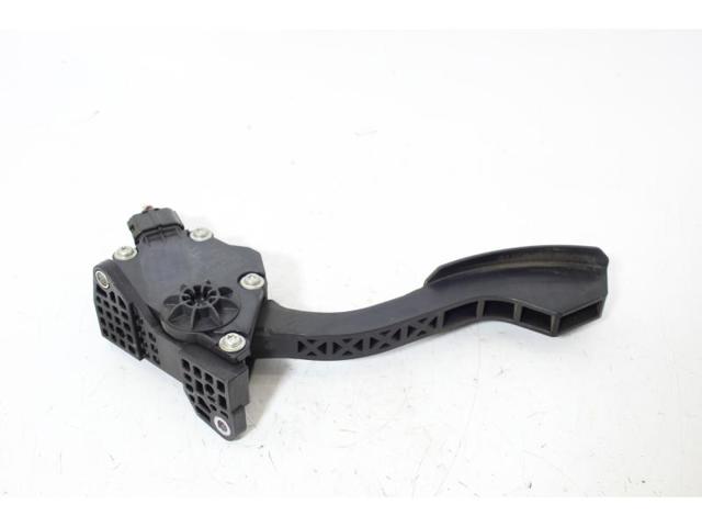 TOYOTA 7811042010 Pedal del acelerador  disponible Valladolid