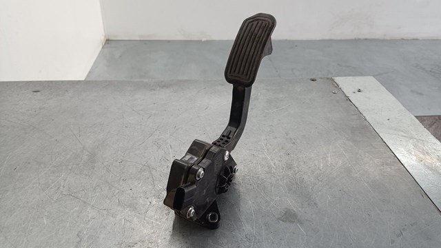 Pedal de acelerador 7811042040 Toyota