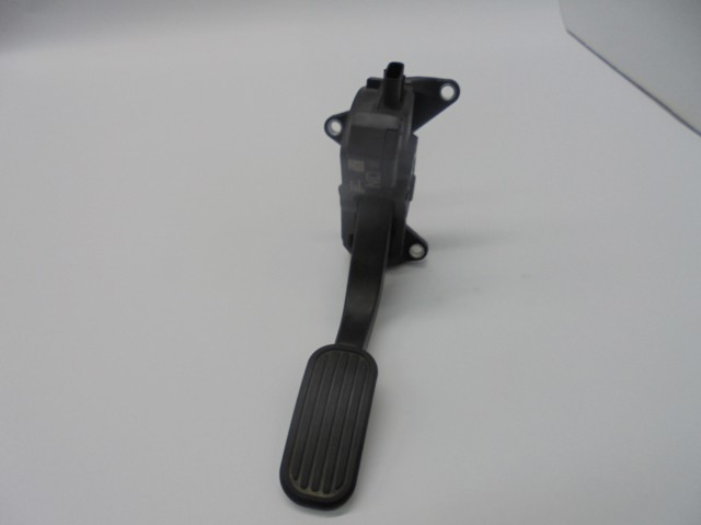 Pedal de acelerador 78110F4022 Toyota