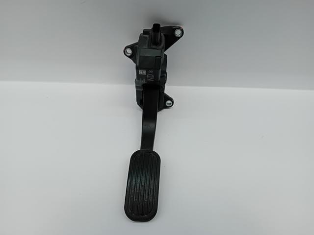 Pedal de acelerador 78110F4022 Toyota