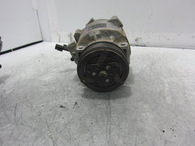 7813A974 Mitsubishi