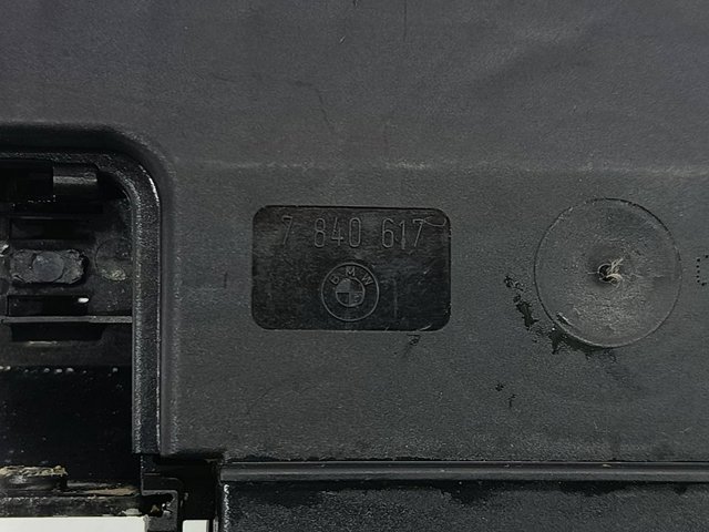 7840617 Cerradura de maletero  en stock Sabadell