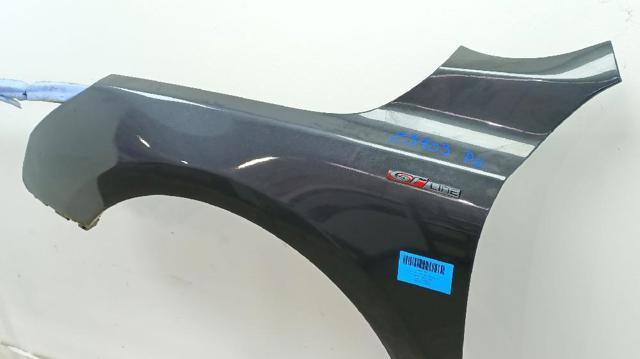 PEUGEOT 7840CA Aleta delantera izquierda  en stock Terrassa