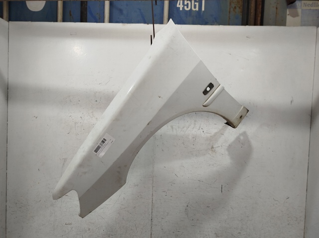 Aleta delantera izquierda Peugeot 306  desde 85,67 €
