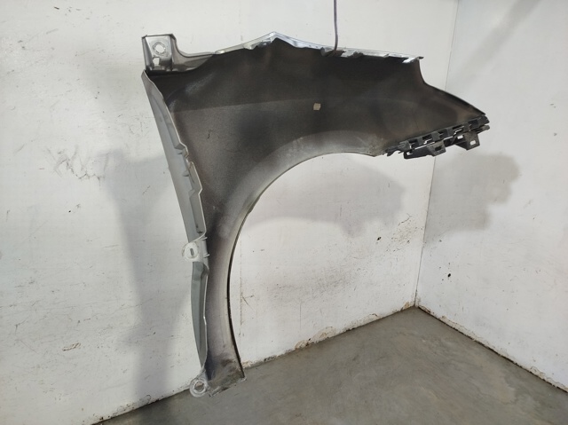 PEUGEOT 7840Q3 Aleta delantera izquierda  en stock Terrassa