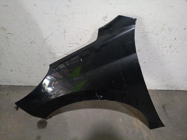 7840R9 PEUGEOT Aleta delantera izquierda  disponible Ourense