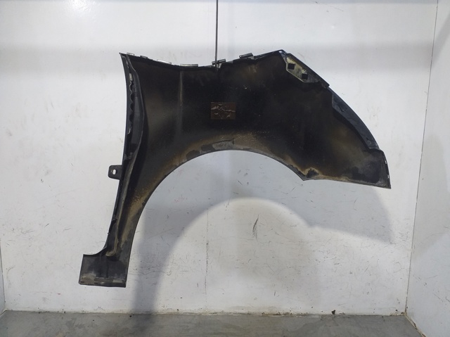 7840V1 Aleta delantera izquierda  en stock Castellón