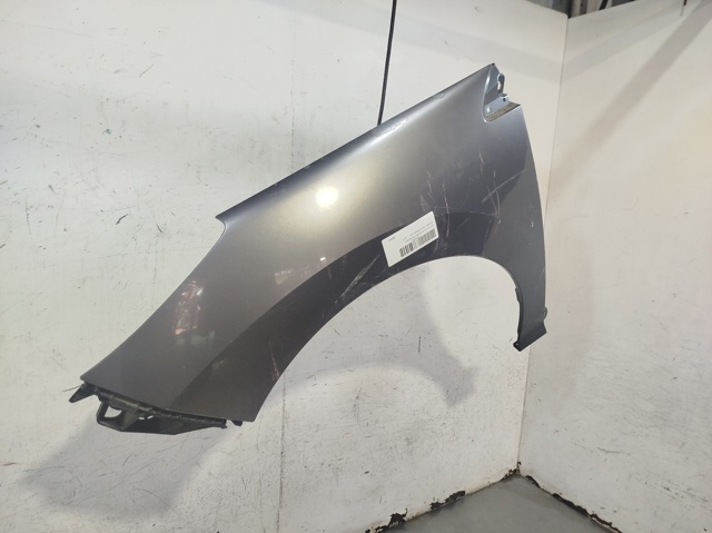 7840W1 Aleta delantera izquierda  comprar en Reus