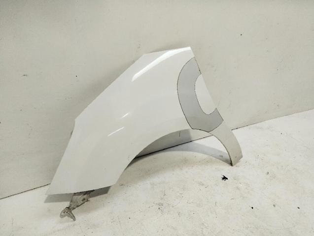 7840X7 PEUGEOT Aleta delantera izquierda  en stock Gandía