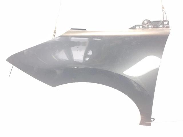7840Y7 Aleta delantera izquierda comprar Sevilla