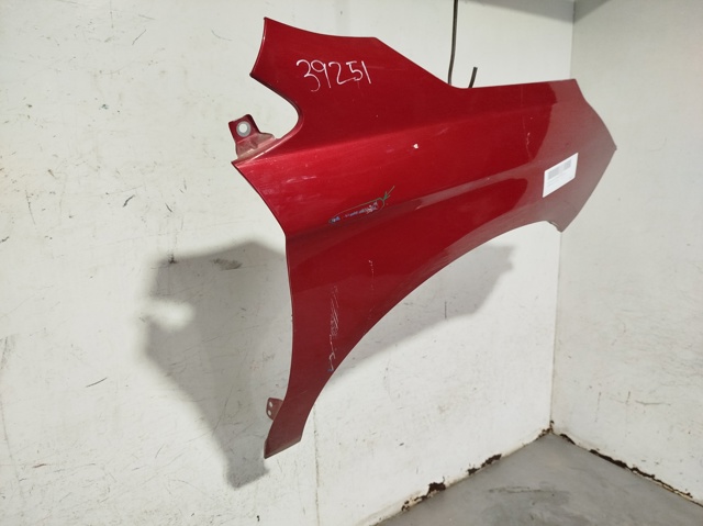 PEUGEOT 7841AX Aleta  en stock Terrassa