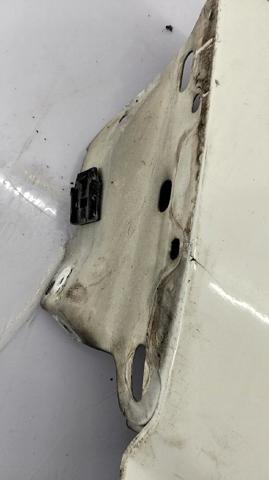 PEUGEOT 7841T8 Aleta  en stock Salamanca