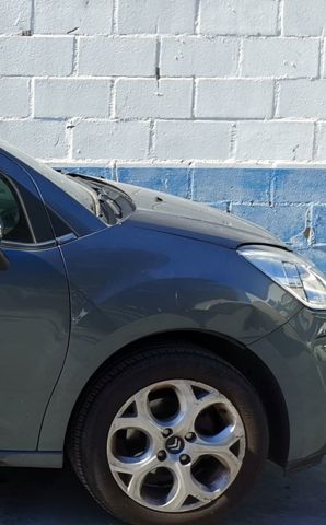7841Z7 Peugeot/Citroen