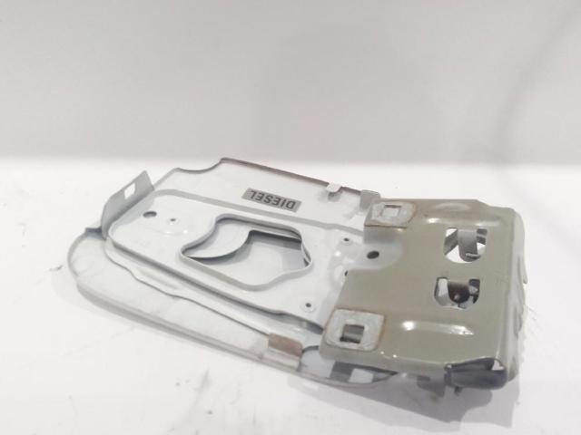 RENAULT 788304650R Tapa exterior de la gasolina  en stock Terrassa