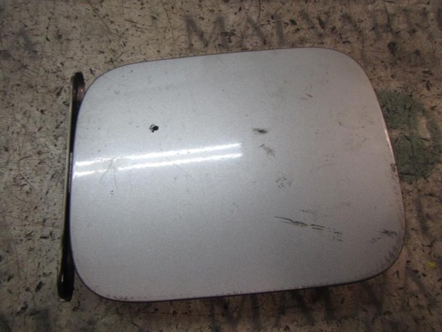 Comprar Tapa del depósito de combustible Nissan X-Trail T30 a bajo precio