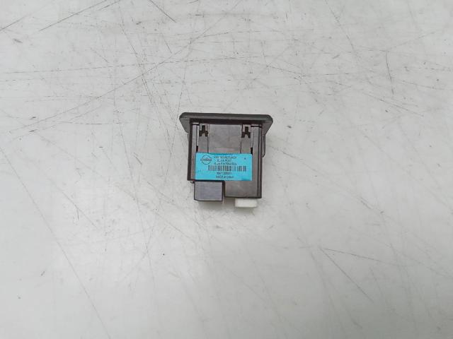 795405004 Nissan/Infiniti