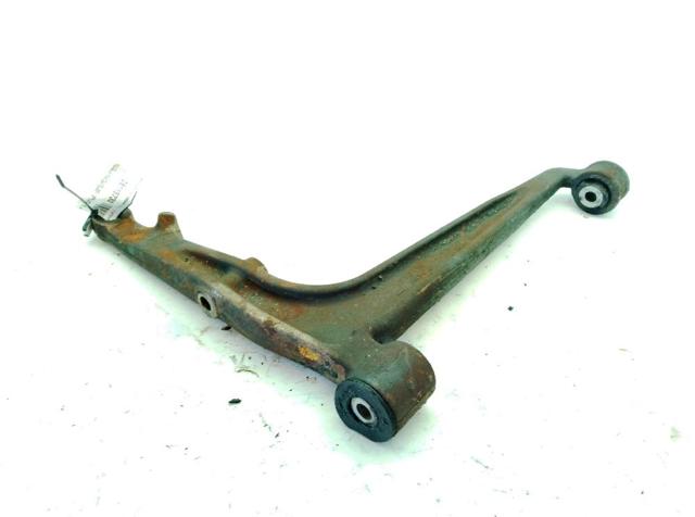 Brazo inferior derecho de la suspensión delantera 7D0407152A VAG