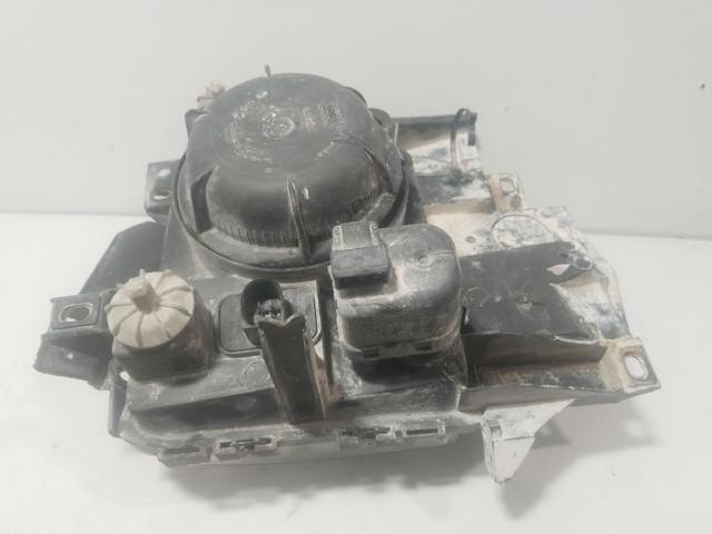 7D1941009H Faro izquierdo  en stock Sabadell