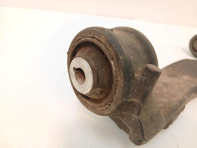 VAG 7E0407152B Brazo inferior derecho de la suspensión delantera comprar Tarragona