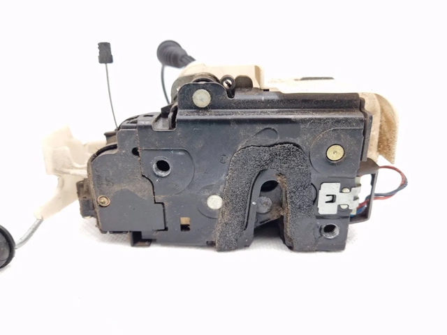 7E1837016 VAG Cerradura de puerta delantera derecha  comprar en Lleida