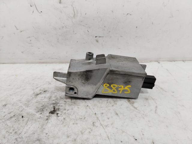 7G913F880 Ford