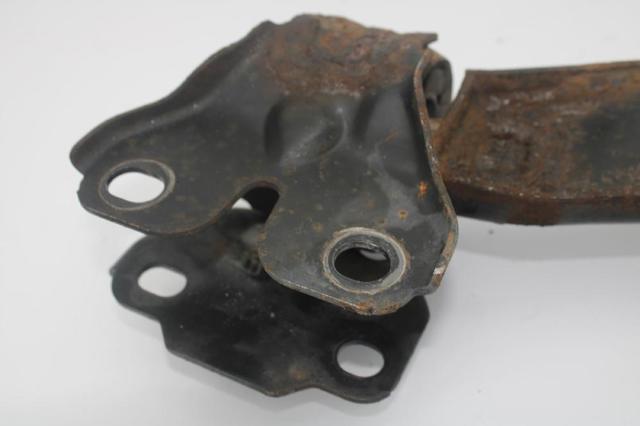 7G9N3A052BB Brazo inferior derecho de la suspensión delantera  en stock Sabadell