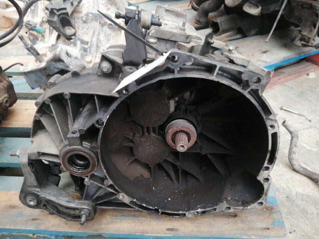 7G9R7002ZE Ford