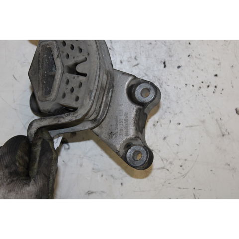VAG 7H0399151G Soporte izquierdo del motor  en stock Salamanca