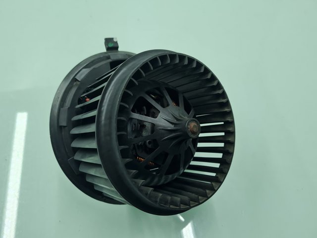 VAG 7H0819021 Motor del ventilador trasero del calefactor  comprar en Albacete