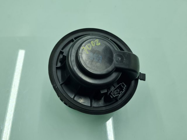 7H0819021 VAG Motor del ventilador trasero del calefactor  en stock Gandía