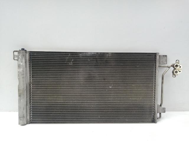 Condensador / radiador  aire acondicionado para volkswagen transporter v furgón 1.9 tdi axb 7H0820411E