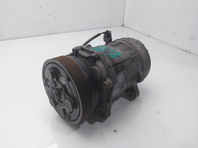 7H0820803D VAG Compresor de aire acondicionado  en stock Córdoba