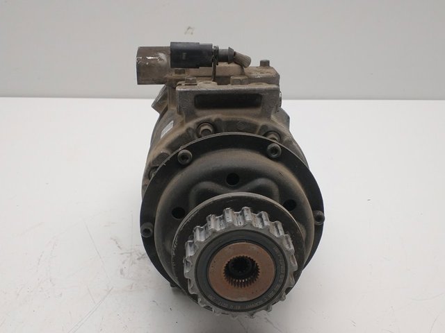 VAG 7H0820805C Compresor de aire acondicionado  disponible Lugo